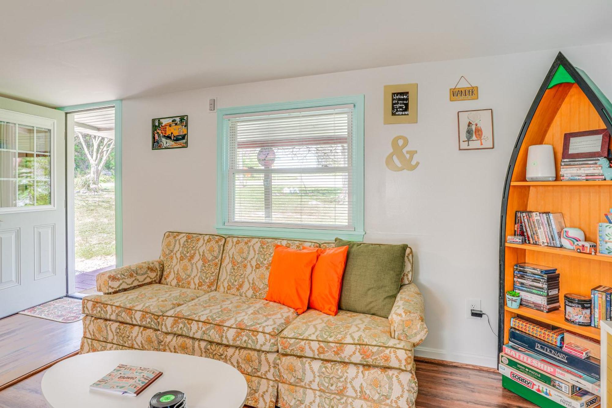 Waterfront Virginia Retreat With Canoe, Pets Welcome Rileyville Экстерьер фото