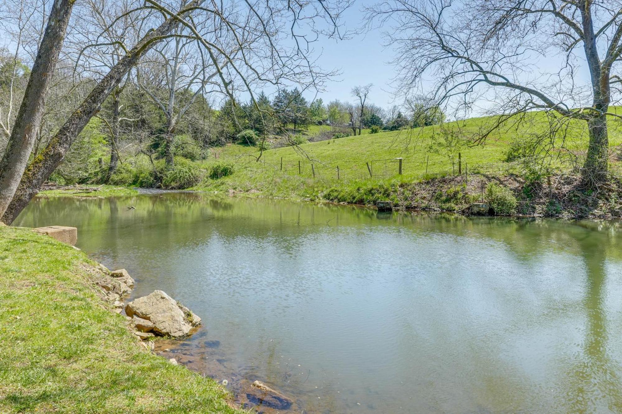 Waterfront Virginia Retreat With Canoe, Pets Welcome Rileyville Экстерьер фото